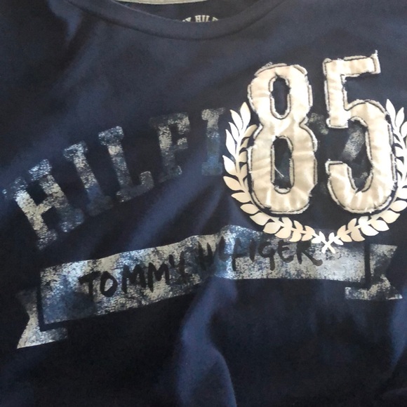 Authentic Tommy Hilfiger T-Shirt - Picture 2 of 8